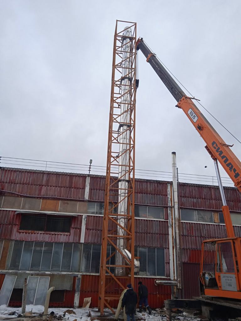 Автокран для монтажних робіт погодинно